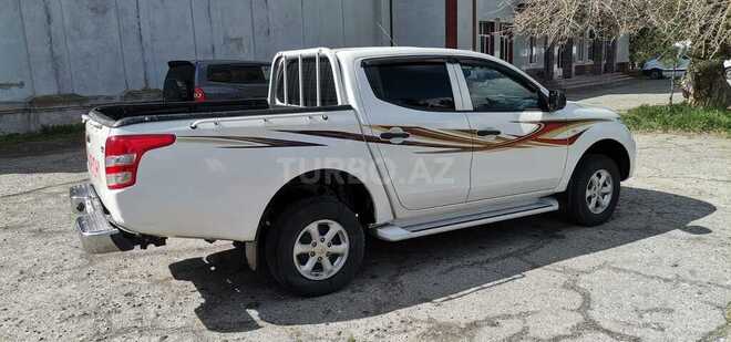 Mitsubishi L200 2018, 80,000 km - 2.5 л - Bakı