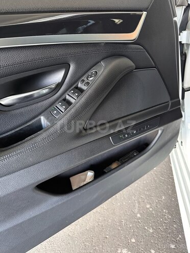 BMW 520 2016, 239,850 km - 2.0 l - Bakı