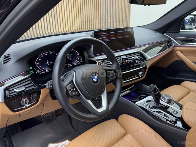 BMW 530e 2022, 28,000 km - 2.0 l - Bakı