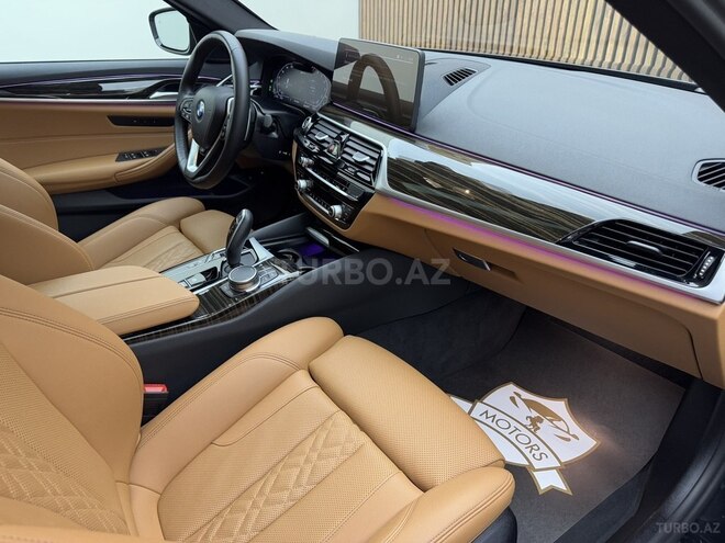 BMW 530e 2022, 28,000 km - 2.0 l - Bakı