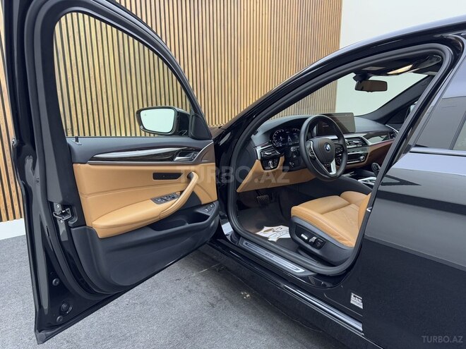 BMW 530e 2022, 28,000 km - 2.0 l - Bakı