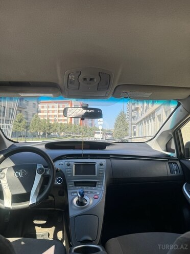 Toyota Prius 2015, 268,000 km - 1.8 л - Bakı