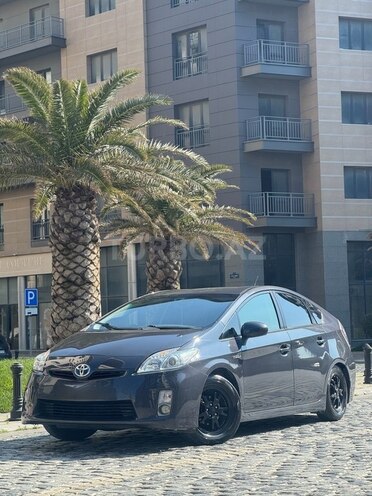 Toyota Prius 2015, 268,000 km - 1.8 л - Bakı