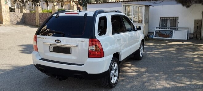 Kia Sportage 2009, 245,000 km - 2.0 l - Bakı