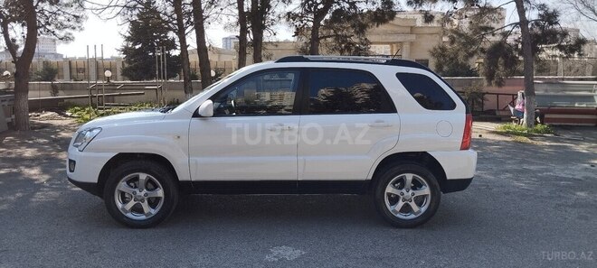 Kia Sportage 2009, 245,000 km - 2.0 l - Bakı
