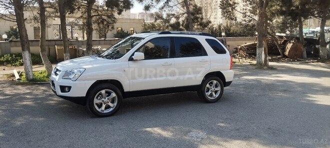 Kia Sportage 2009, 245,000 km - 2.0 l - Bakı