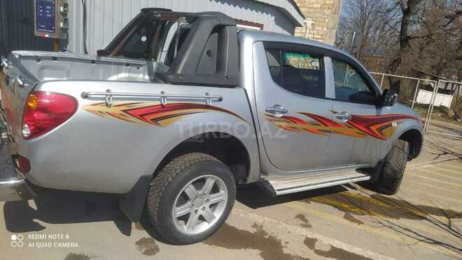 Mitsubishi L200 2011, 217,720 km - 2.5 l - Qusar