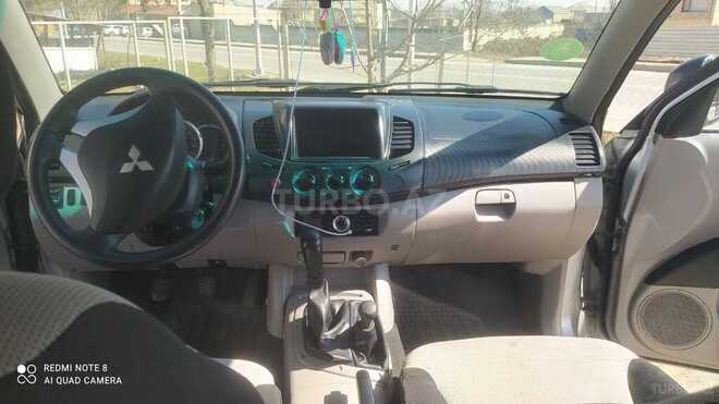 Mitsubishi L200 2011, 217,720 km - 2.5 l - Qusar