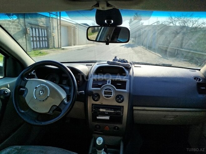 Renault Megane-7