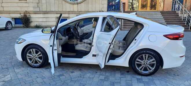 Hyundai Elantra 2017, 33,861 km - 2.0 л - Bakı
