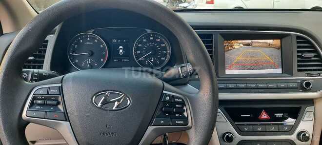 Hyundai Elantra 2017, 33,861 km - 2.0 л - Bakı