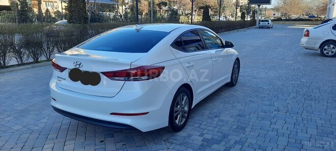 Hyundai Elantra 2017, 33,861 km - 2.0 л - Bakı