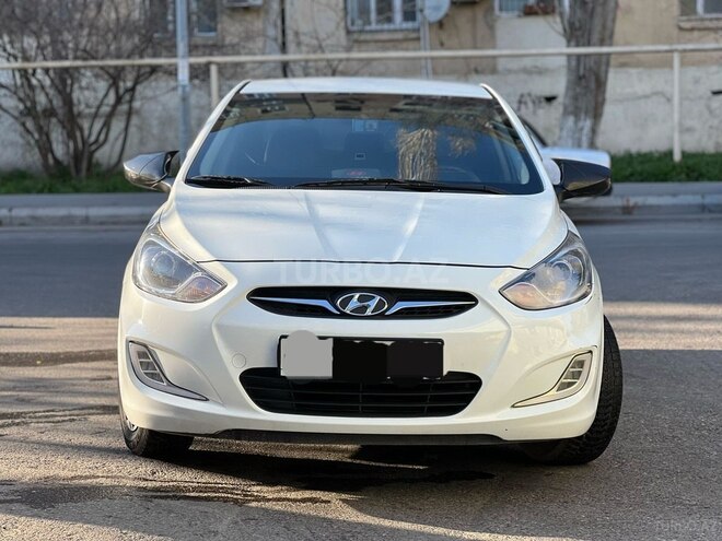 Hyundai Accent 2014, 210,000 km - 1.4 л - Bakı