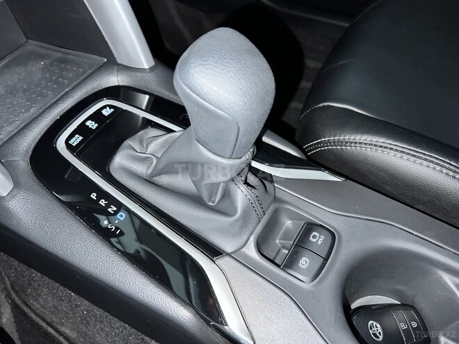 Toyota Corolla Cross 2024, 2,900 km - 2.0 л - Bakı