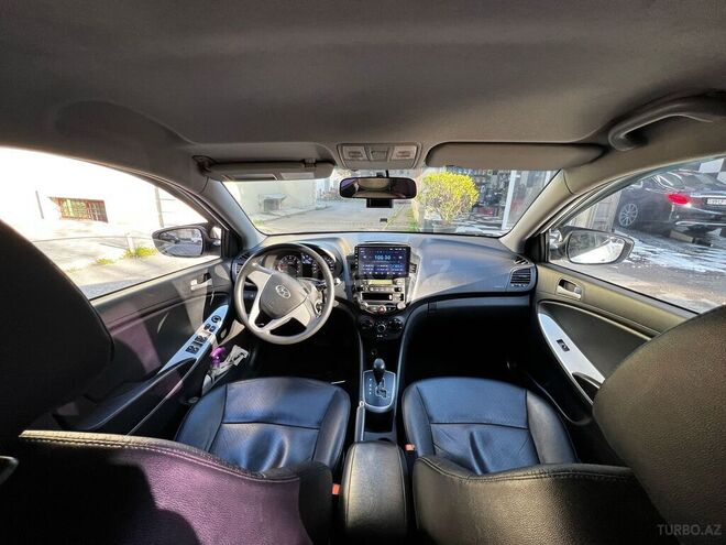 Hyundai Accent 2014, 210,000 km - 1.4 л - Bakı