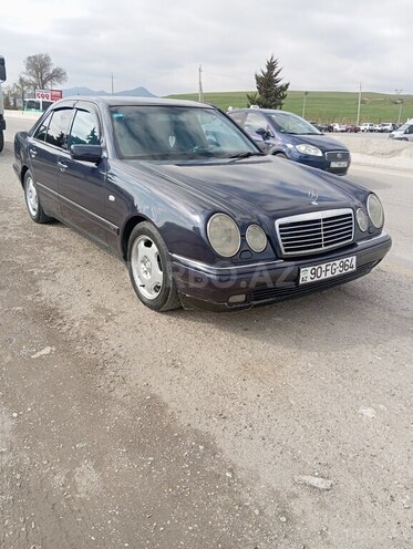 Mercedes E 240 1998, 285,200 km - 2.4 l - Şamaxı