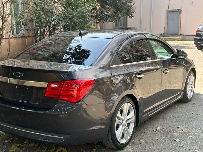 Chevrolet Cruze 2014, 290,475 km - 1.4 л - Qazax