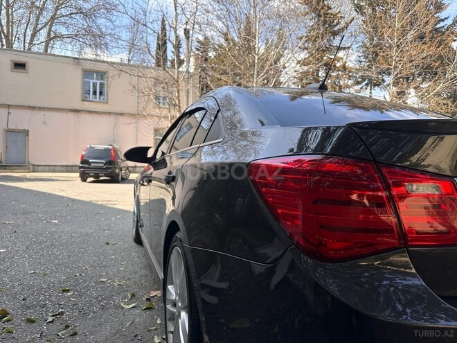 Chevrolet Cruze 2014, 290,475 km - 1.4 л - Qazax