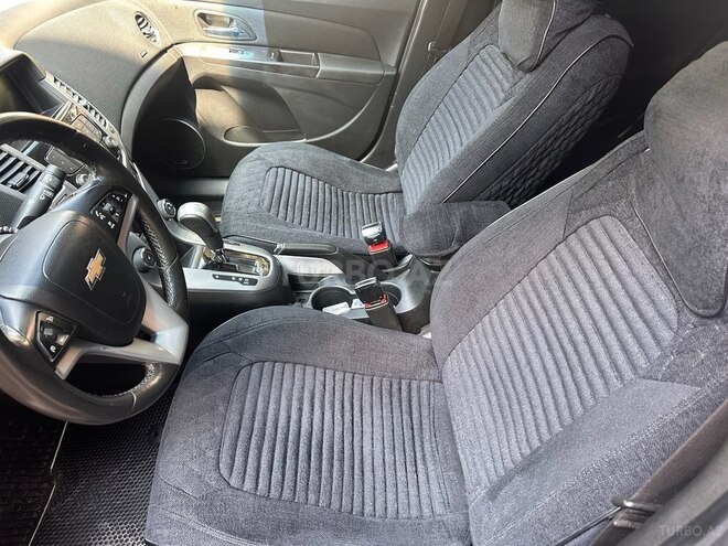 Chevrolet Cruze 2014, 290,475 km - 1.4 л - Qazax