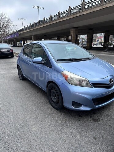 Toyota Yaris 2013, 215,652 km - 1.5 л - Bakı