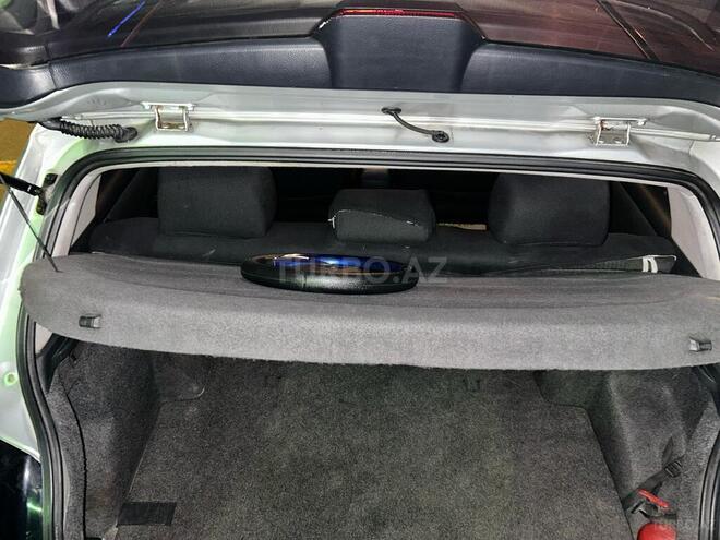 Toyota Corolla 2005, 220,000 km - 1.4 l - Bakı