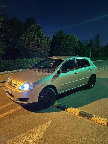 Toyota Corolla 2005, 220,000 km - 1.4 l - Bakı
