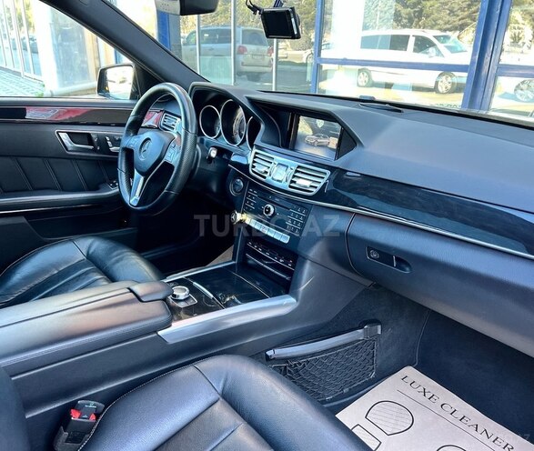 Mercedes E 220 d 2015, 222,000 km - 2.2 л - Sumqayıt