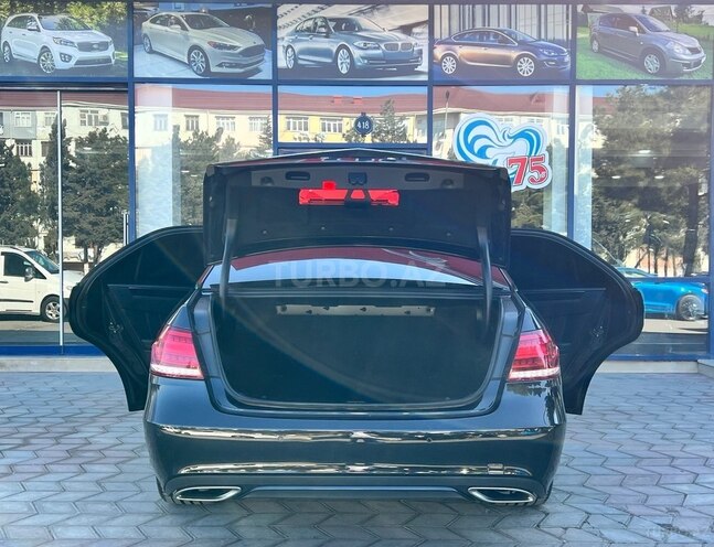 Mercedes E 220 d 2015, 222,000 km - 2.2 л - Sumqayıt