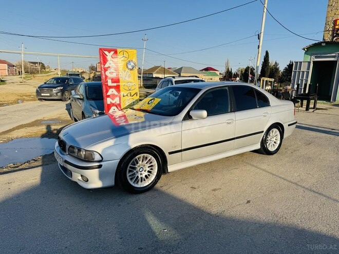 BMW 528 1999, 245,000 km - 2.8 l - Bakı