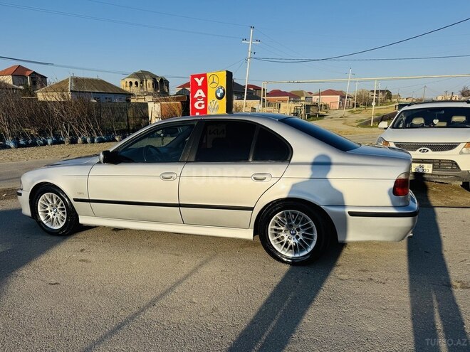 BMW 528 1999, 245,000 km - 2.8 l - Bakı