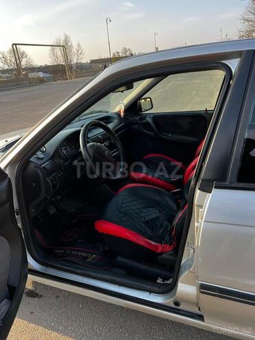 Opel Astra 1993, 452,000 km - 1.6 l - Qazax