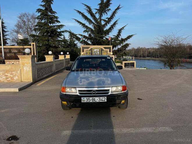 Opel Astra 1993, 452,000 km - 1.6 l - Qazax