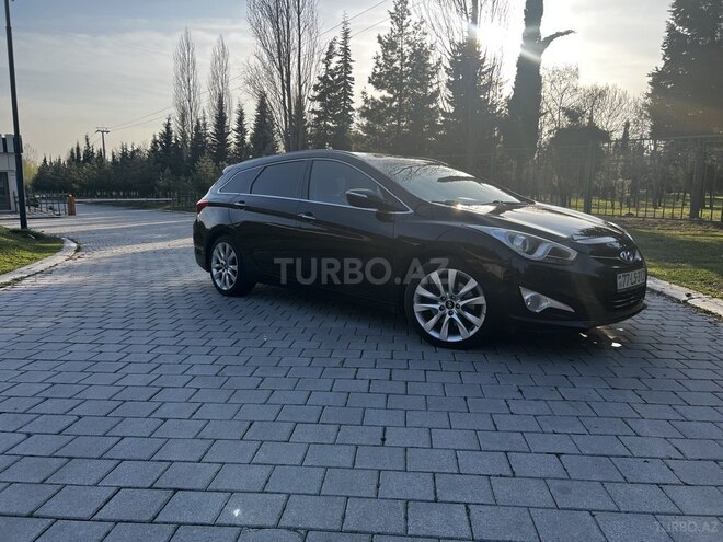 Hyundai i40 2012, 365,000 km - 1.7 l - Balakən