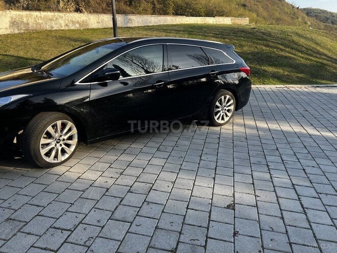 Hyundai i40 2012, 365,000 km - 1.7 l - Balakən
