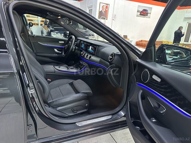 Mercedes E 300 e 2022, 80,100 km - 2.0 l - Bakı