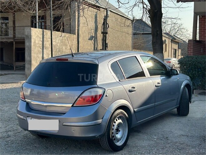 Opel Astra 2007, 280,000 km - 1.4 л - Gəncə