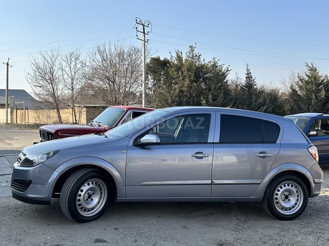 Opel Astra 2007, 280,000 km - 1.4 л - Gəncə