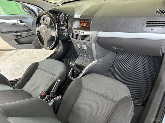 Opel Astra 2007, 280,000 km - 1.4 л - Gəncə