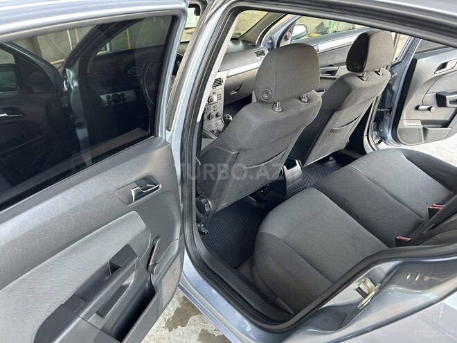 Opel Astra 2007, 280,000 km - 1.4 л - Gəncə