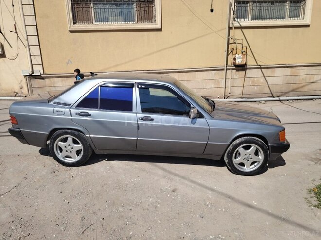 Mercedes 190 1991, 370,497 km - 2.0 л - Bakı