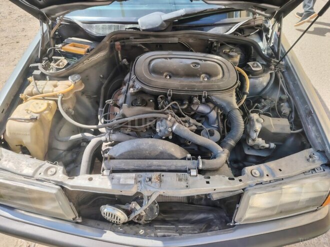 Mercedes 190 1991, 370,497 km - 2.0 л - Bakı