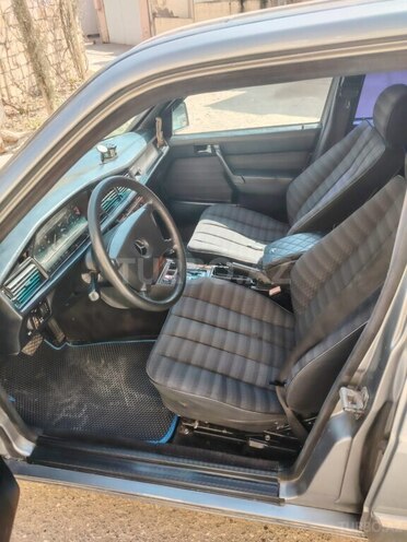 Mercedes 190 1991, 370,497 km - 2.0 л - Bakı
