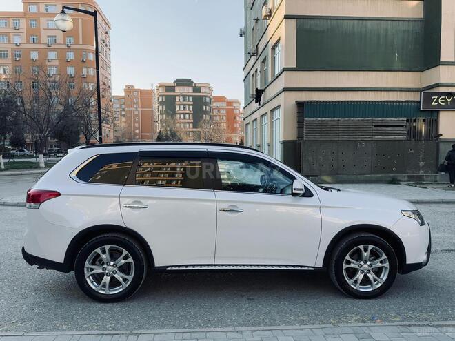 Mitsubishi Outlander 2014, 86,000 km - 2.4 l - Bakı