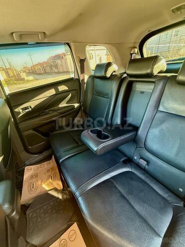 Mitsubishi Outlander 2014, 86,000 km - 2.4 l - Bakı