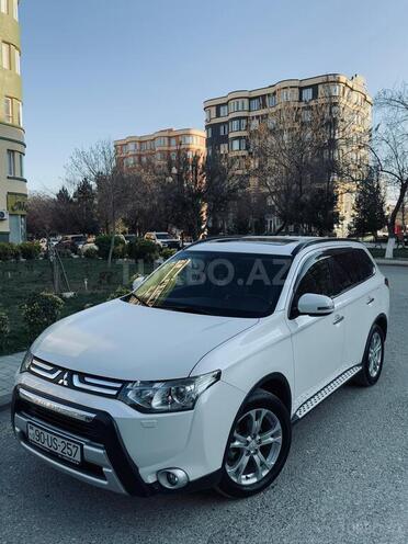 Mitsubishi Outlander 2014, 86,000 km - 2.4 l - Bakı