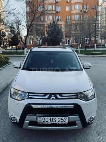 Mitsubishi Outlander 2014, 86,000 km - 2.4 l - Bakı