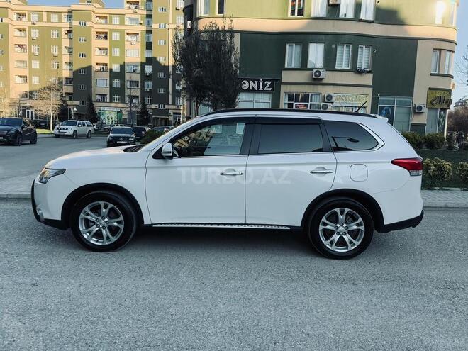 Mitsubishi Outlander 2014, 86,000 km - 2.4 l - Bakı