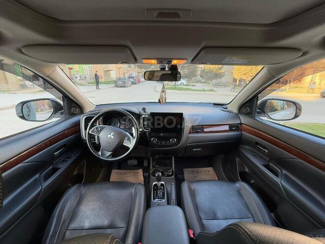 Mitsubishi Outlander 2014, 86,000 km - 2.4 l - Bakı
