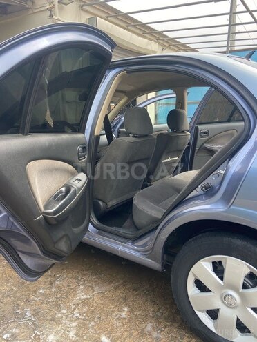Nissan Sunny 2005, 370,000 km - 1.3 l - Bakı