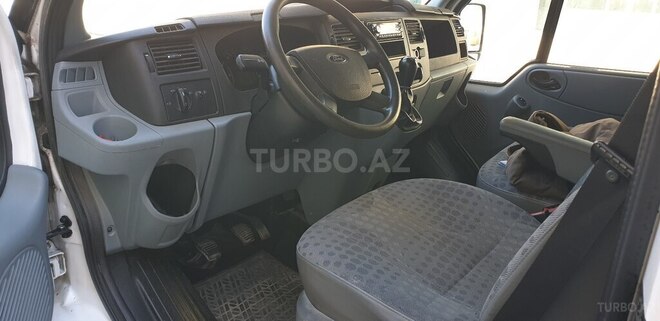 Ford Transit 2011, 132,000 km - 2.2 l - Salyan